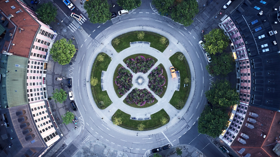 Downtown roundabout 
