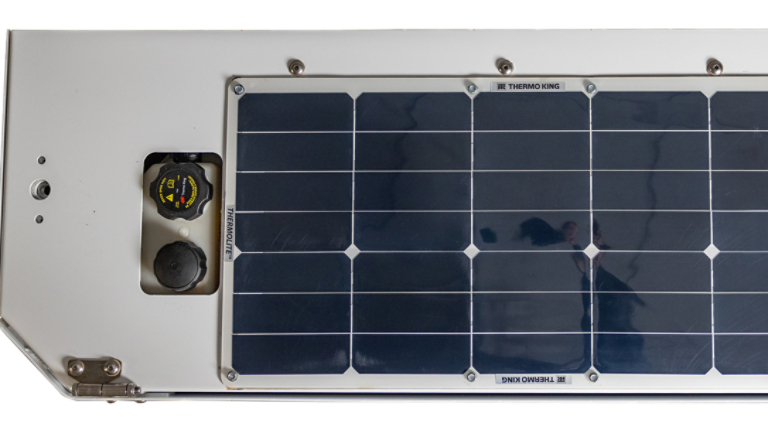 A ThermoLite® 40W solar panel comes standard on all Heat King model