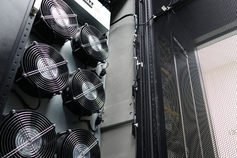 Server rack cooling fans