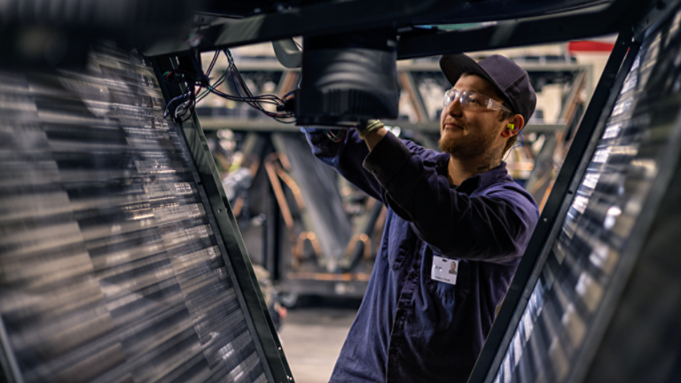 Employee assembling unit