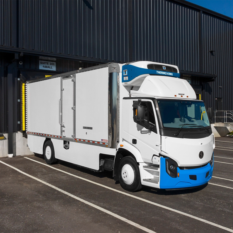 Thermo King e1000 electric reefer truck unit on lion chassis
