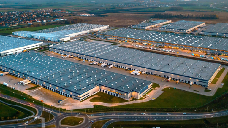 HVAC とエネルギー効率: ハイテク製造業における持続可能性への道