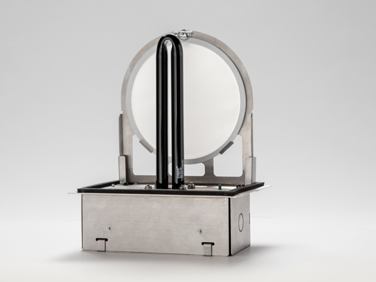 Synexis Blade Left Facing Hero