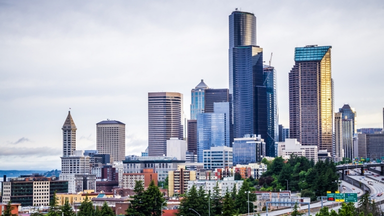 seattle washington city skyline early morning