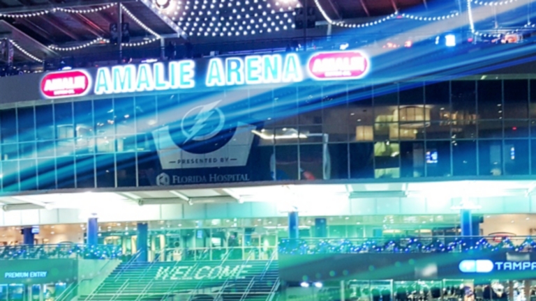 AmalieArena_cropped_beamed_960x360.jpg