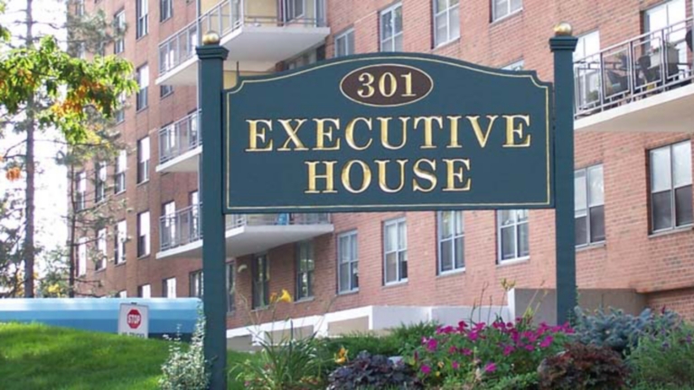 Executive_House_Bldg_Photos_002-Hero.png