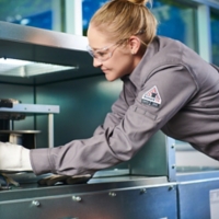 Technician Fixing Equipment Unit